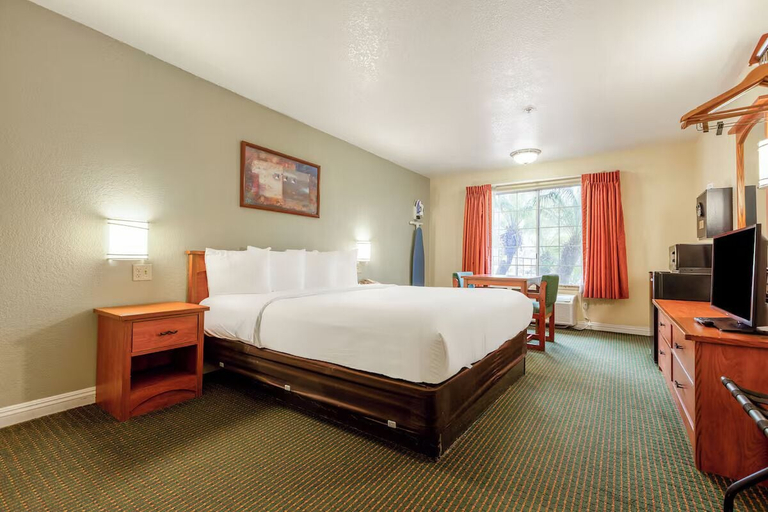 Room 3, Aurelia - San Clemente Beach, Orange