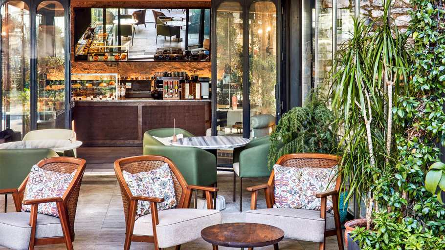 Food & Drinks 5, Kocatas Mansions Istanbul, Sarıyer