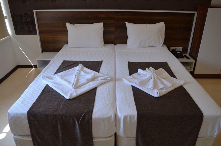 Bedroom 4, Grand Antalya Hotel, Antalya