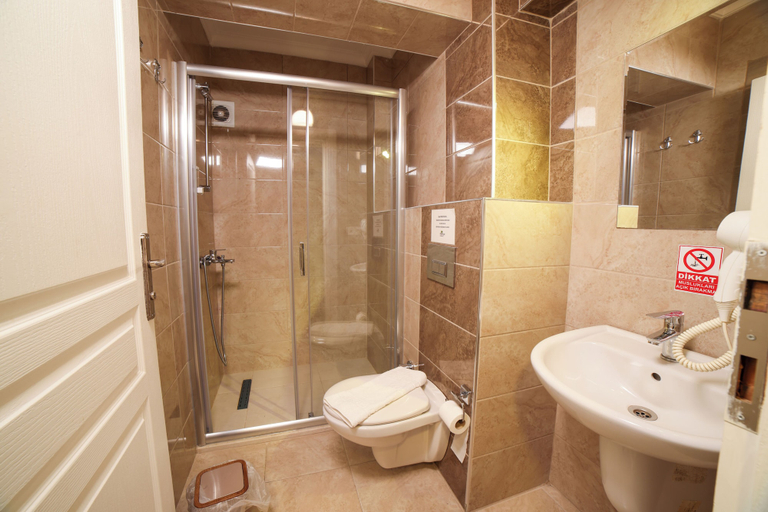 Bathroom 5, Palmada Hotel, Merkez
