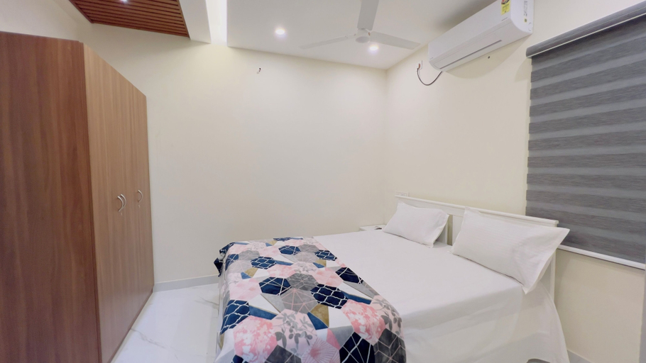 Room 3, IZEL CASA, Ernakulam