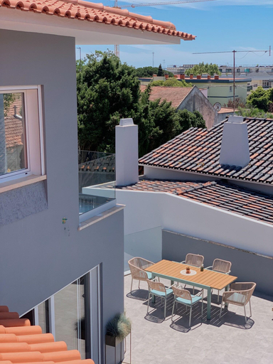 Exterior & Views 2, Luna House, Cascais