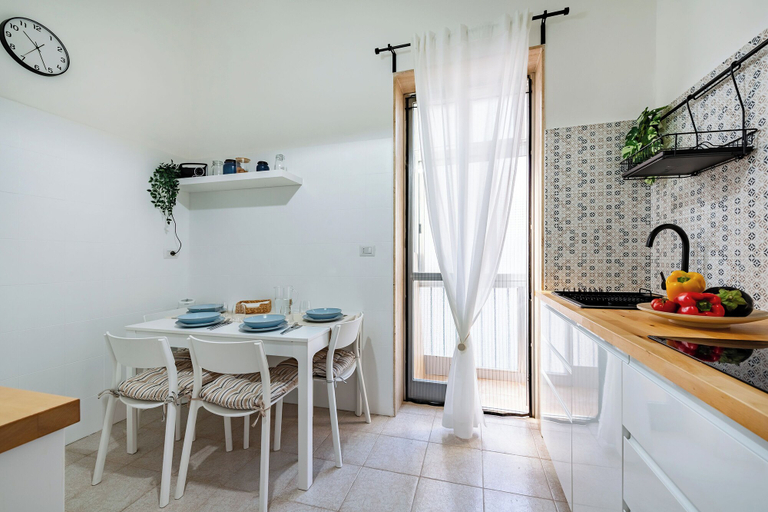 Private kitchen 3, Eva Apartment Bari, Bari
