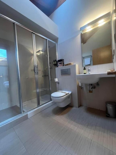 Bathroom 5, HOTEL CASA AZCONA, Navarra