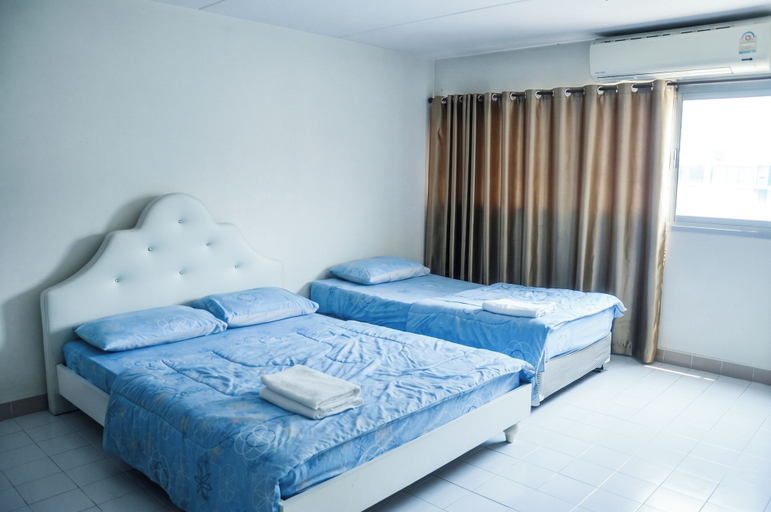 Bedroom 3, Muangthong Inn, Pak Kret