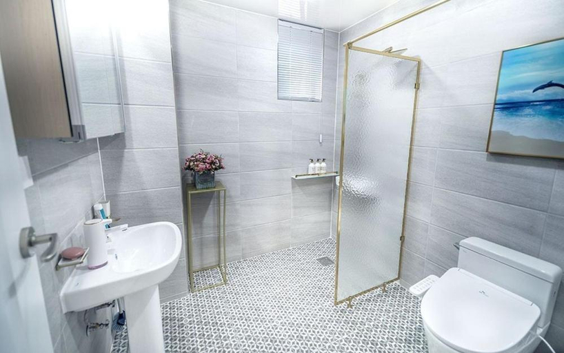 Bathroom 3, Ganghwa Maris Spa Pension, Ganghwa