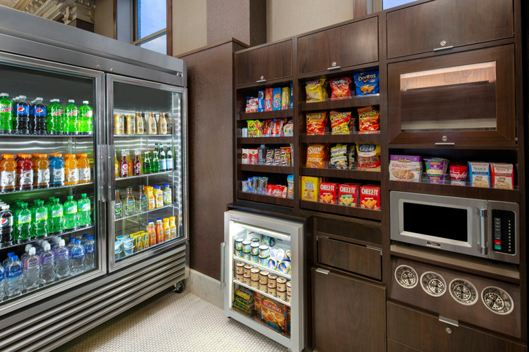 Food & Drinks 5, Courtyard By Marriott Cape Girardeau Downtown, Cape Girardeau