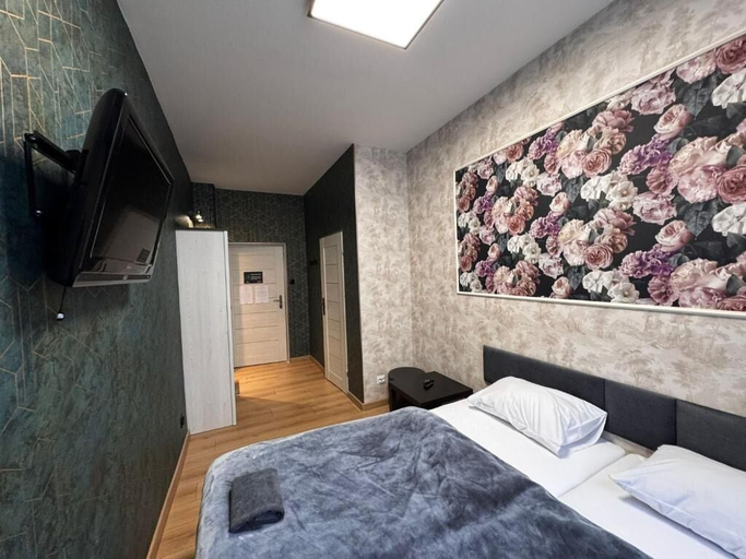 Room 5, Apart HOSTEL KrakHouse, Kraków City