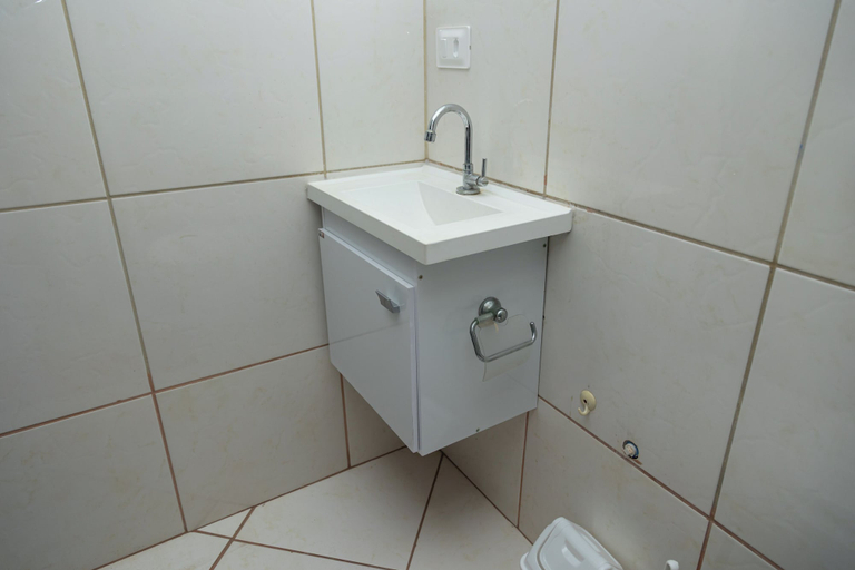 Bathroom 5, Stays Barille, Presidente Prudente