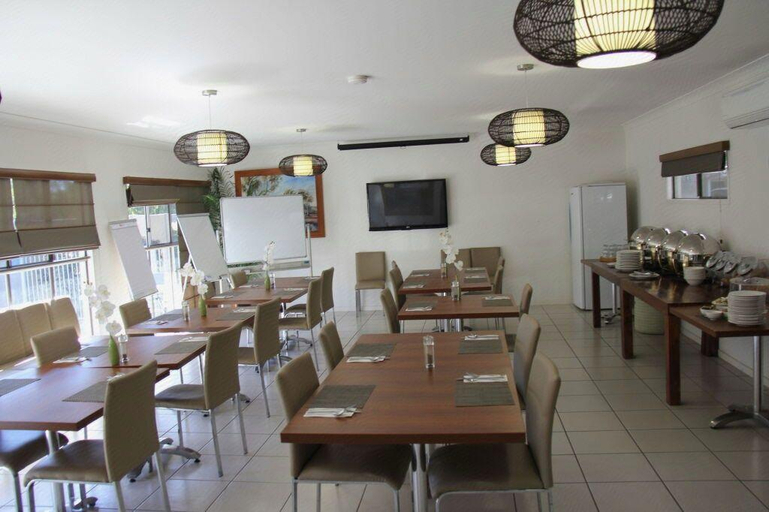 Food & Drinks 5, Chinchilla Downtown Motor Inn, Chinchilla