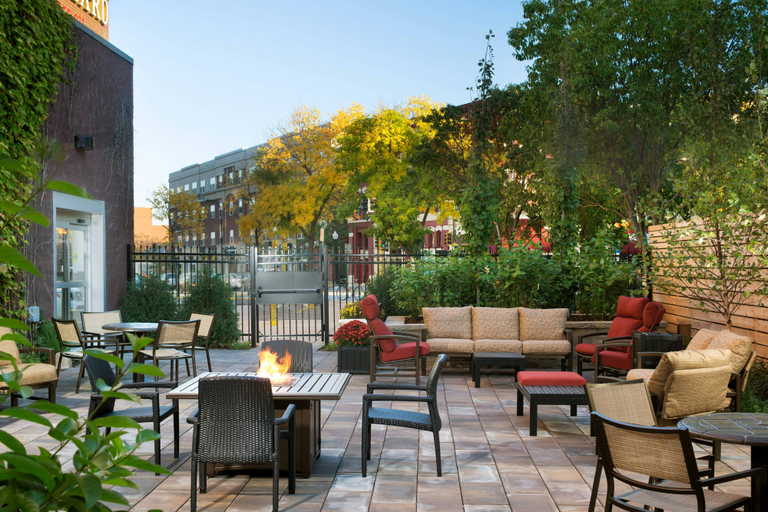 Food & Drinks 5, COURTYARD MINNEAPOLIS DOWNTOWN, Hennepin