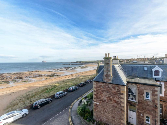 Others 5, Bass Rock View, East Lothian