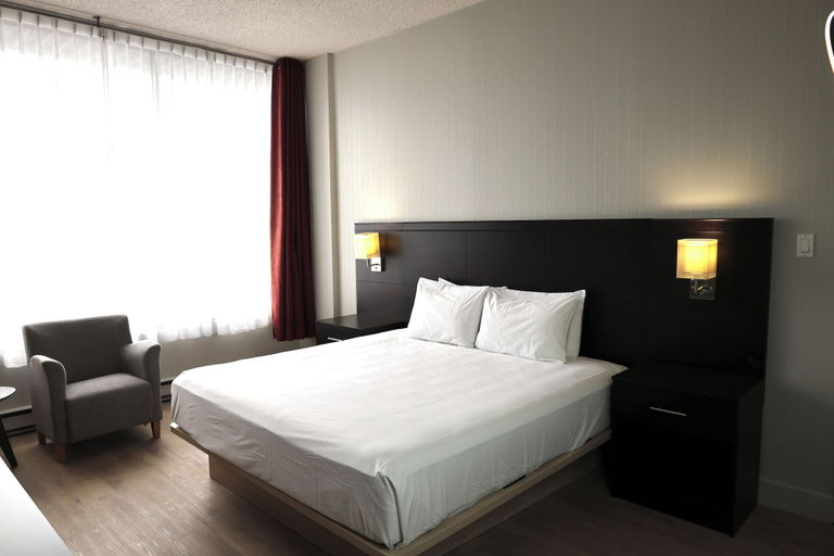 Bedroom 4, Travelodge by Wyndham Hotel & Convention Centre Quebec City, Communauté-Urbaine-de-Québec