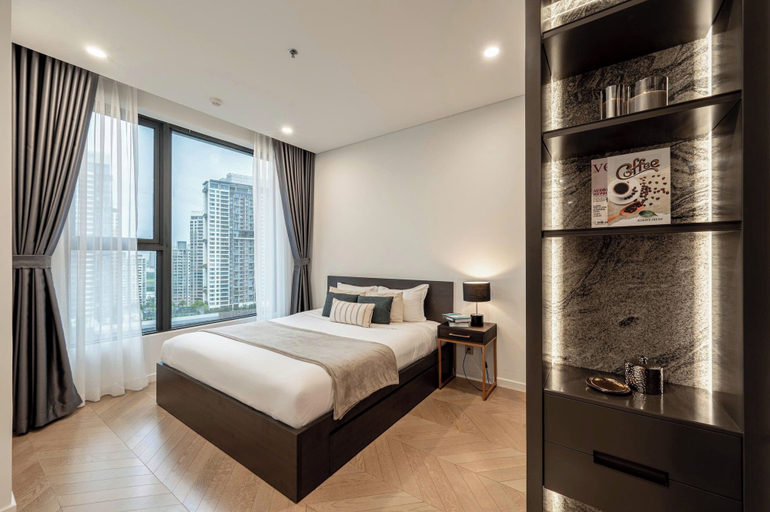 Room 5, Cozy Riverside Apartment- Lumiere Skyway, District 2