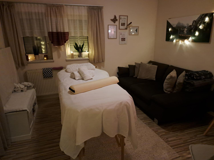 Bedroom, Privatzimmer Helga Haselberger, Melk