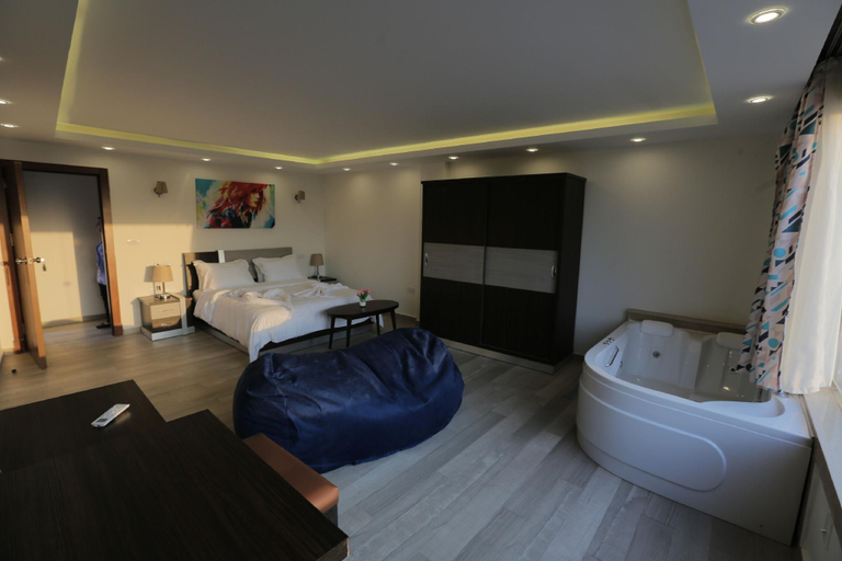 Bedroom 2, Pyramid Edge Hotel & Exclusive Pyramids View Roof, Al-Ahram