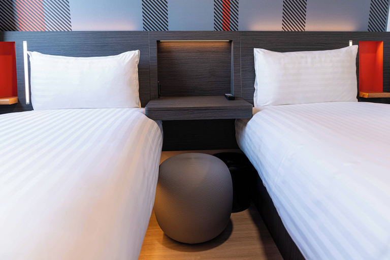 Bedroom 3, easyHotel Paris Charles de Gaulle, Seine-Saint-Denis
