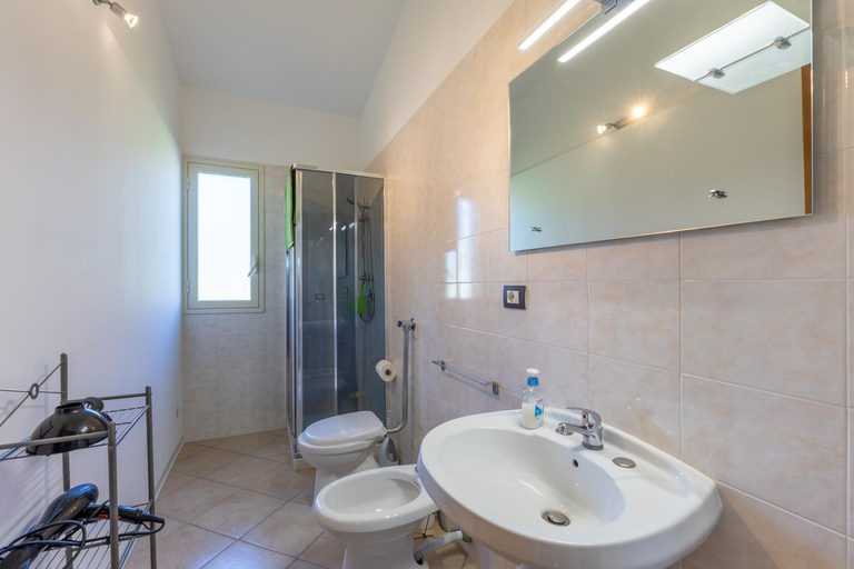 Bathroom 3, Villa Giacomo con piscina, Ragusa