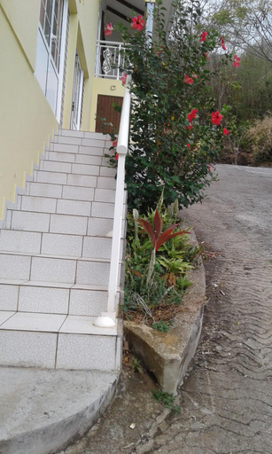 Others 3, SOLEIL DES CARAIBES, Pointe-Noire