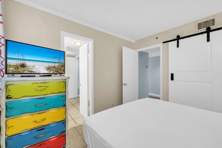 Room 5, Sunbird 202e, Bay