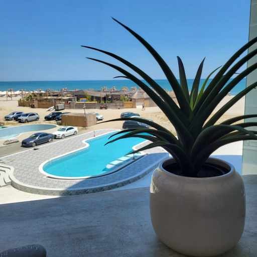 Swimming pool, White Sea Studio Mamaia, Navodari