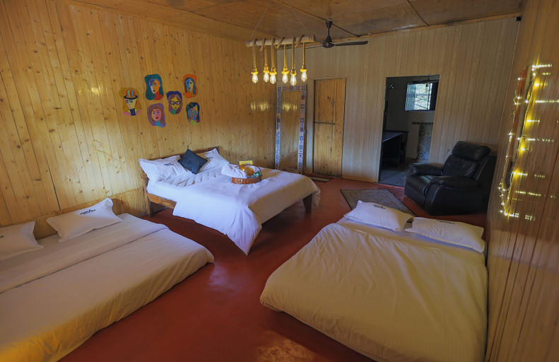 Room 5, The Buddha Village, Chikballapura