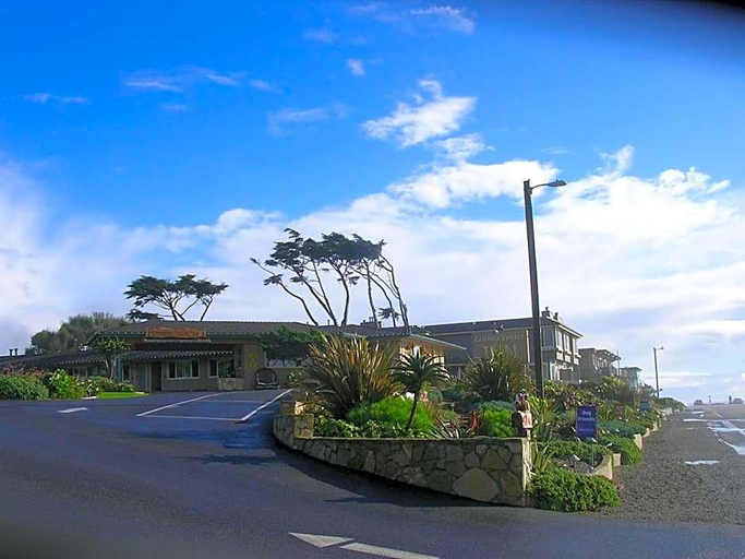 Exterior & Views 1, Cambria Shores Inn, San Luis Obispo