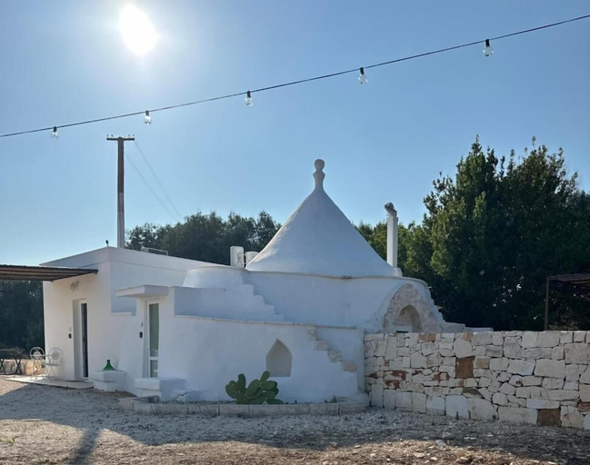 Exterior 4, Trullo Moi, Brindisi