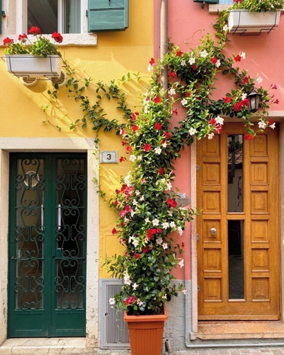 Exterior & Views, Casa Cavour Garda, Verona
