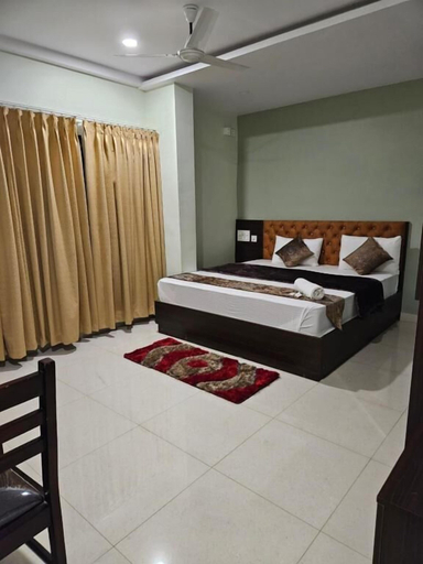 Room 3, Hotel Gokarna Palace, Uttara Kannada