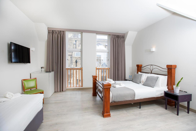 Bedroom 2, Arch Apartment, London