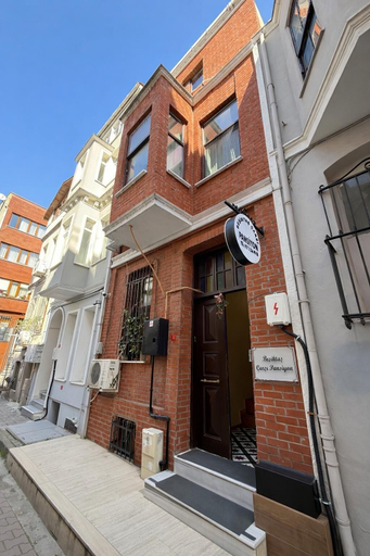 Exterior & Views 2, Beşiktaş Çarşı Pansiyon, Beşiktaş