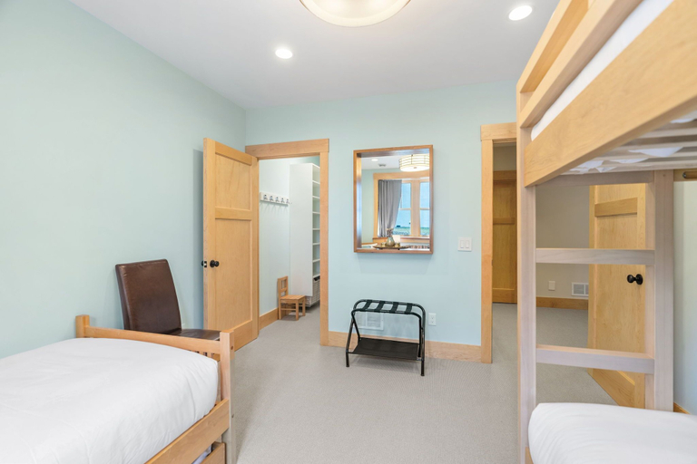 Bedroom 3, Turtle Lake Cottage, Ramsey