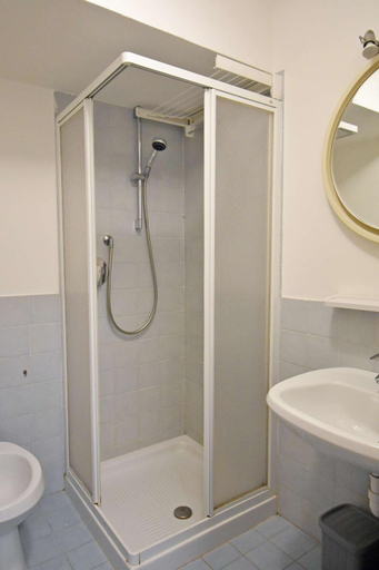 Bathroom 3, Emerald Studio Apartment, Trento