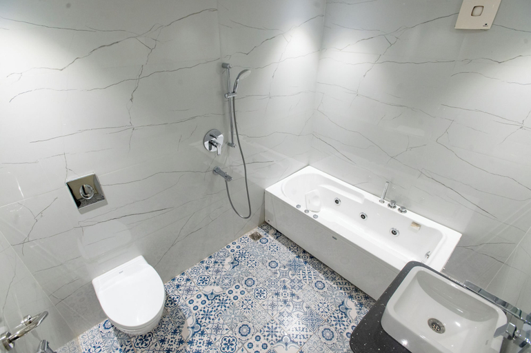 Bathroom, HOTEL BOBINA, Gorakhpur