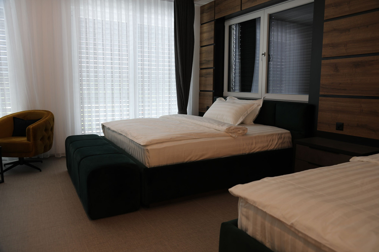 Room 2, Rhein Suites, Laufenburg
