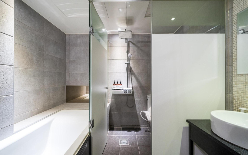 Bathroom 5, Seongnam Casa Hotel, Seongnam