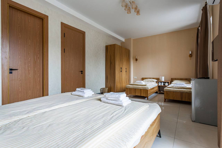 Others 5, Olchazor Hotel, Tashkent City