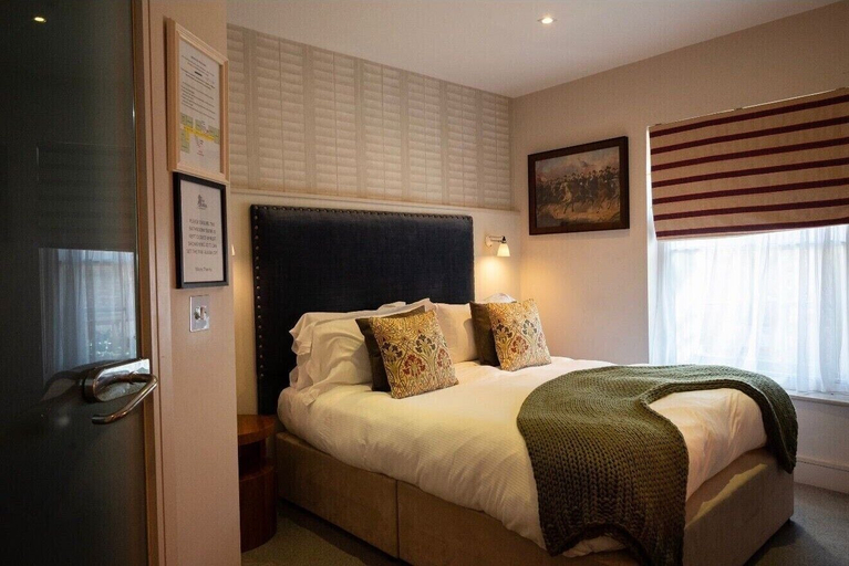 Bedroom 2, The George at Backwell, North Somerset