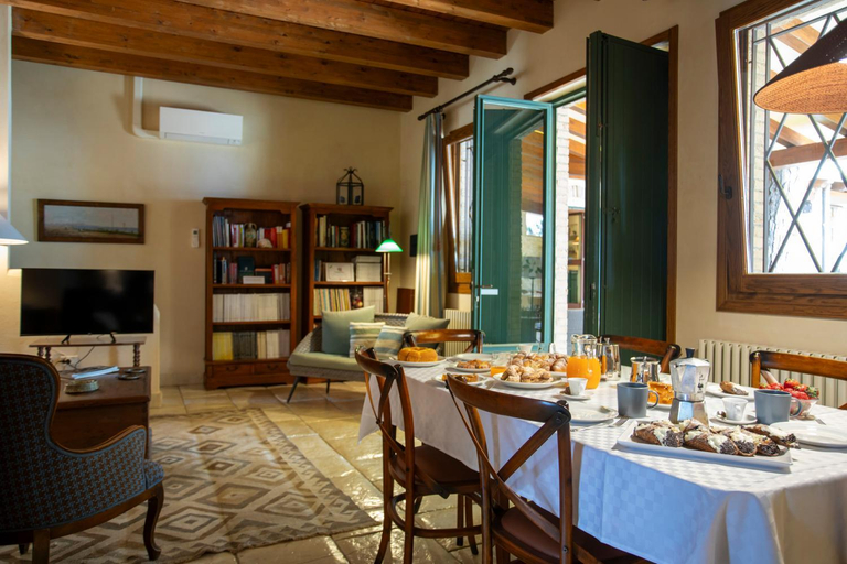 Food & Drinks 5, VILLA TERRA DEL SOLE 8, Emma Villas, Agrigento