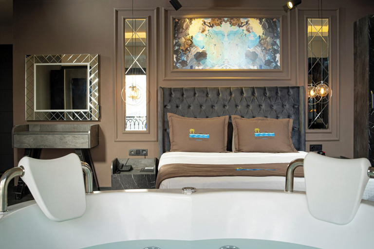 Bathroom 3, La Cielo Hotel, Maltepe