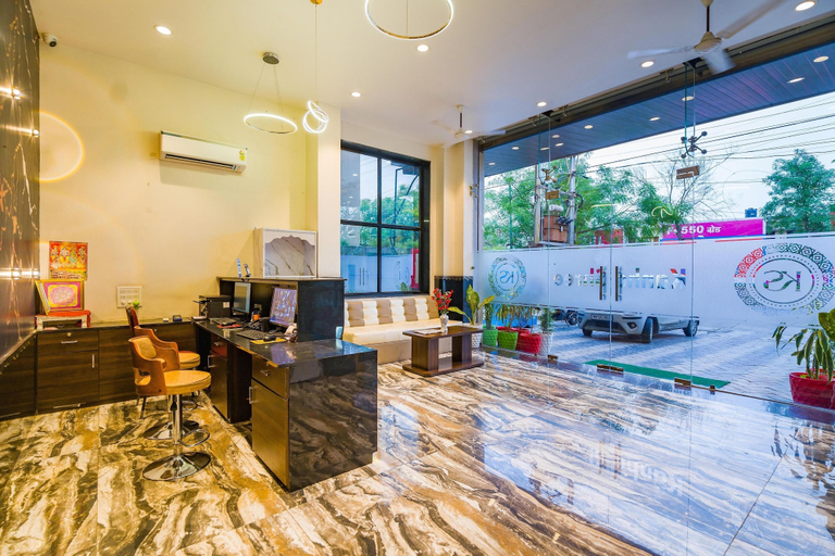 Lobby 4, Kanha Shree by Cosmos Hotels, Indore
