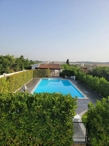 Others 5, Villa Giacomo con piscina, Ragusa