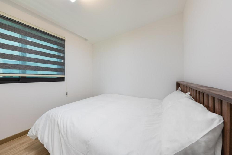 Bedroom 2, Goseung Poolhouse Poolvilla 151, Goseong