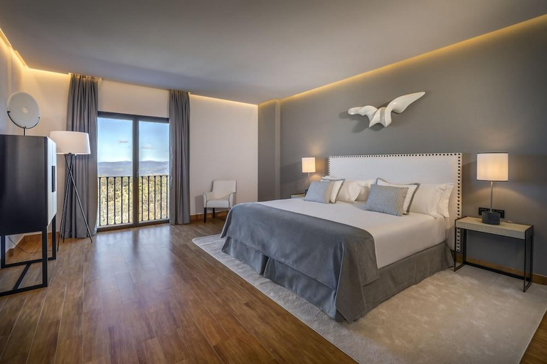 Bedroom 3, Barceló Aracena, Huelva