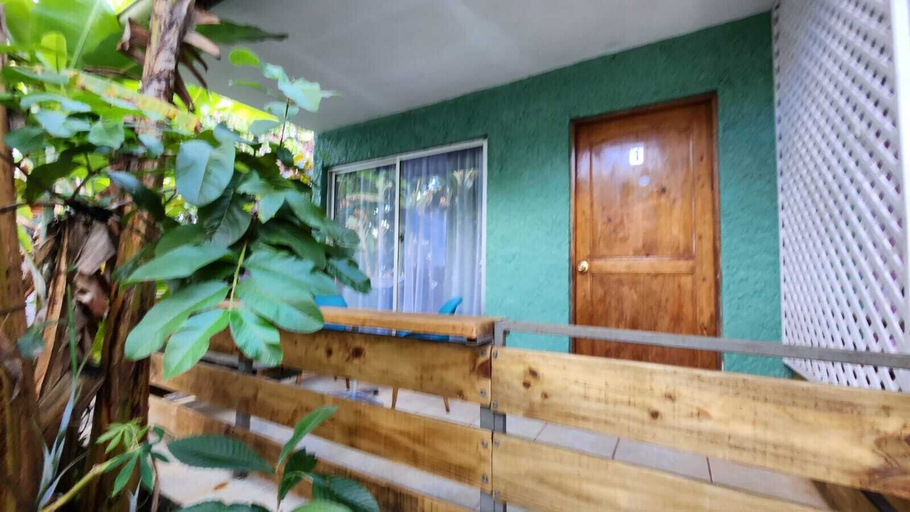 Terrace/patio 3, Cabañas Manuto, ísla de Pascua