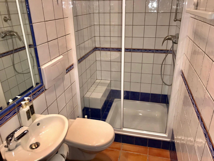3, Family-Friendly Villa in Benagil, Lagoa