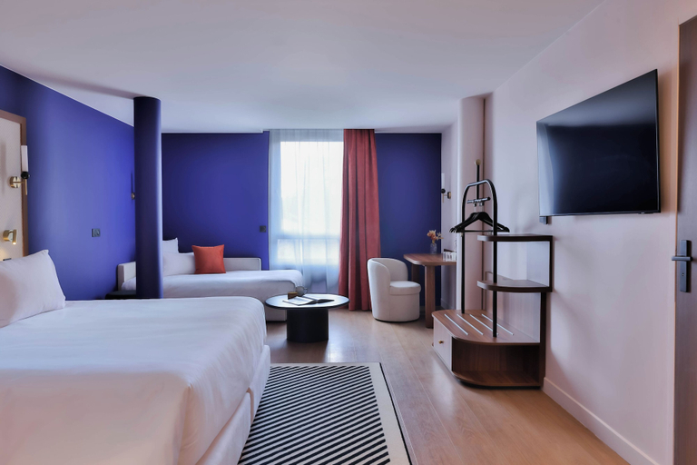 Room 5, Hôtel 2M, The Originals Relais, Loire