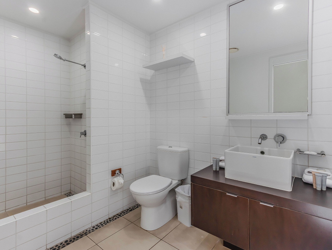 Bathroom 2, Paradiso Paradise 336 3BRM Oceanfront, Tweed Heads