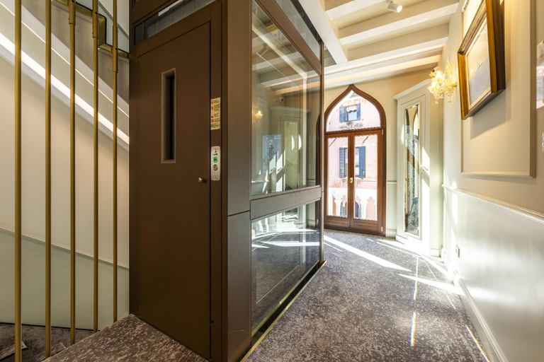 Others 5, Palazzina Sardi, Venezia